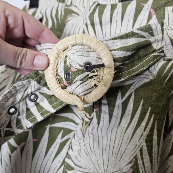 Tahari Womens Green & White Tropical Leaf Print Linen Shorts Belt Pockets L‎ - Picture 3 of 13